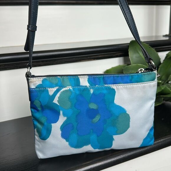 Marc by Marc Jacobs Floral Crossbody Purse Watercolor Print Nylon handbag Bag - Picture 3 of 11